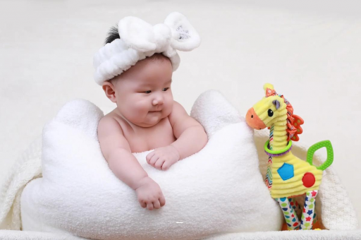 山东满月宝宝可以出门吗 山东满月宝宝可以出门吗